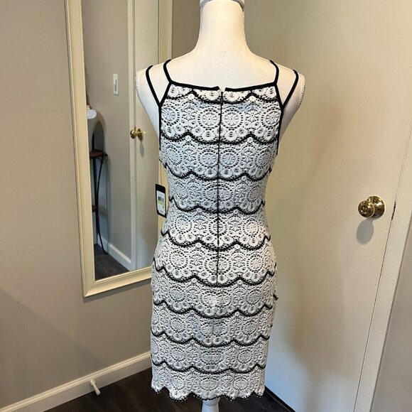 NWT Guess Los Angeles Black & White Scallop Crochet Mini Dress, Size 4 - Picture 11 of 16